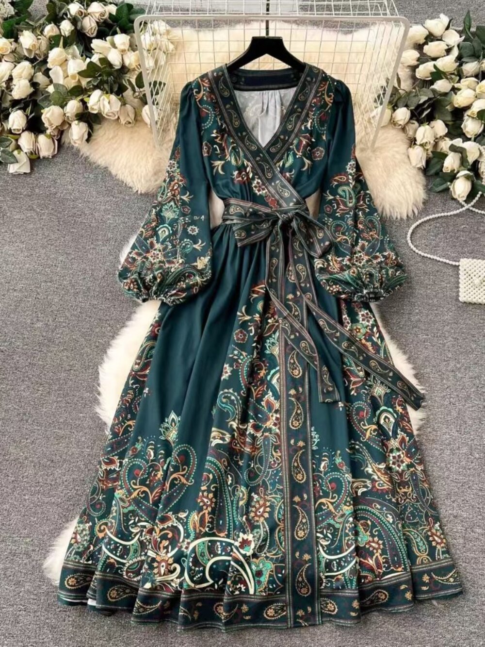 Women's dress in brand-new condition - Picture 1 of 1